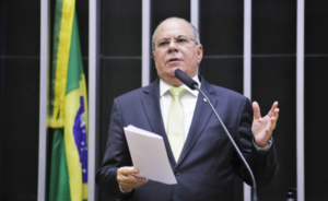Hildo Rocha trabalhou pela aprovação da MP que amplia acesso de estudantes de escolas privadas ao Prouni