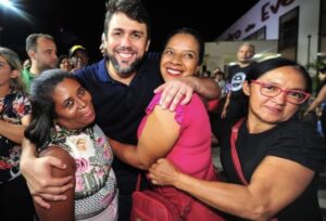 Pedro Lucas Fernandos arrasta uma multidão e mostra que sua reeleição de deputado federal está consolidada