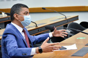 Aprovado na Câmara Federal bagagens gratuitas em voos
