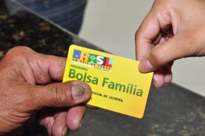 No Maranhão, número de pessoas recebendo Bolsa Família e duas vezes maior que pessoas trabalhando com certeira assinada
