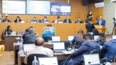 Trâmite adotado pelos vereadores de São Luís para aumentar o salário de Braide é inconstitucional