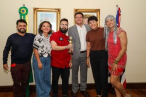 Governador em exercício recebe egressos da Escola de Cinema do MA, premiados em Gramado