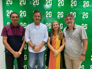 Prefeitos Clemilton Barros e Hérlon Costa (Urbano Santos e Belágua), se reúnem como o deputado federal Aluísio Mendes em busca de benefícios para os respectivos municípios