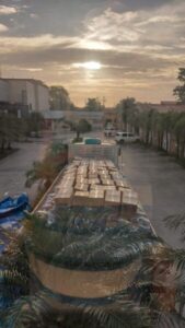 Ex-senador Edison Lobão doa alimentos às famílias de Mirador