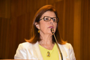 Presidente da Comissão da Mulher diz que vai apurar caso de agressão do filho do deputado Fábio Macedo