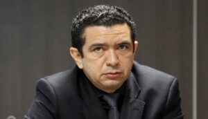 Douglas Martins envia lista dos 206 municípios que não prestaram contas dos recursos da Covid para possível investigação da PGJ