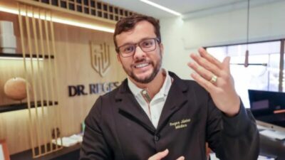 Médico inocentado de acusações injustas após prisão em flagrante ilegal