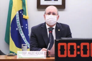 Participantes de audiência proposta pelo Deputado Hildo Rocha cobraram realização semestral do exame que valida o diploma de médicos formados no exterior