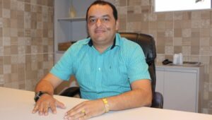 Gestão de Roberto do Posto é investigada por locação de veículos suspeita em Newton Bello.