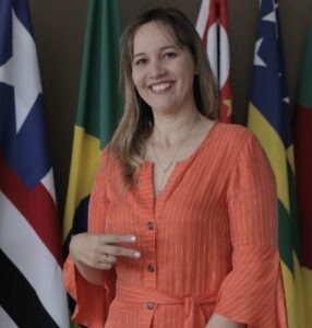 Detinha quer isentar pessoas com deficiência do pagamento de luz, água e esgoto