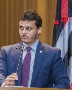 Glalbert detona Adriano Sarney: “Esquece que a família dele ficou 50 anos no poder”