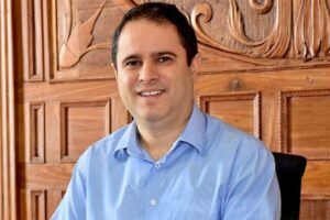 Edivaldo Jr. ainda procura novo pouso partidário, mas pode voltar para o PTC