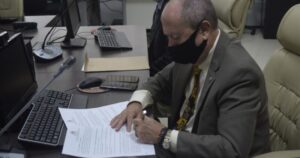 Procurador-geral assina Termo de Cooperação Técnica de combate à corrupção