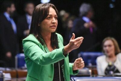 Eliziane defende frente ampla em favor da Democracia