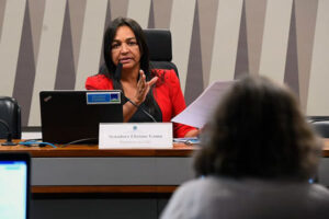 Câmara recebe PL de Eliziane cria Dia Nacional de Defesa da Democracia