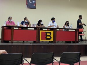 Braide foge de debate com os servidores municipais