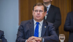 Stênio Rezende bota fogo na eleição da Mesa da Assembleia para barganhar