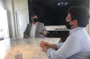 Prefeito Bruno Silva assegura benéficos para Coelho Neto após audiência com o governador