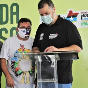 Ivaldo Rodrigues deseja feliz aniversário para secretário Rodrigo Lago