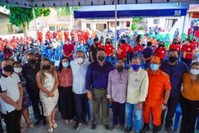 Prefeito Dino Penha inaugura Escola Militar
