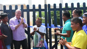 Hildo Rocha inaugura moderno sistema de abastecimento de água na Aldeia Três Irmãos, em Barra do Corda