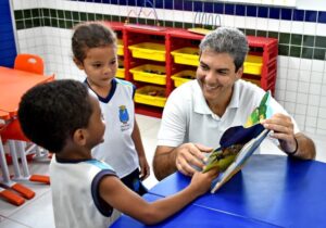 Braide entrega reforma de escola e quadra poliesportiva fortalecendo educação e lazer na capital