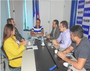 Famem orienta prefeituras sobre medidas para combater pandemia de coronavírus