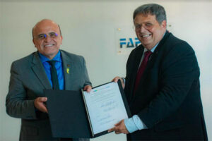 Fapema firma convênio para preservar acervo de mais de 50 anos