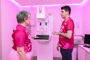 Fernando Braide e Marcos Castro entregam de óculos no São Francisco