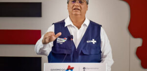 Flávio Dino oferece prêmios para quem tomar segunda dose da vacina contra a Covid-19