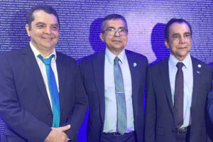 Hilton Gonçalo prestigia posse do irmão na presidência do TRE-MA