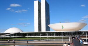 Deputados e senadores iniciam férias e só retornam em fevereiro