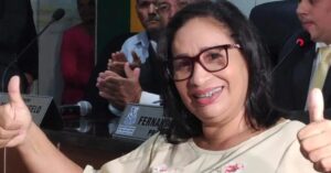 Desembargador determina retorno de Paula Azevedo à Prefeitura