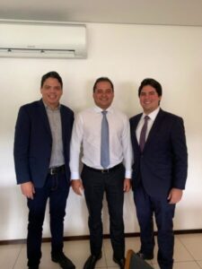 PREFEITO LUCIANO CONQUISTA EMENDAS PARA PINHEIRO EM BRASÍLIA