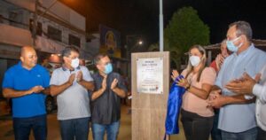 Governo do Maranhão entrega praça central na Raposa