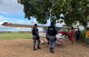 Piloto de avião é preso fazendo acrobacias sobre balneário no Maranhão