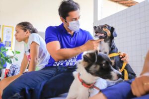 Duarte Júnior leva ações de vacinação e castração de animais para o Maiobão