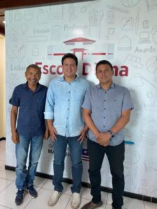 São  Vicente Ferrer: Luís Fernando reúne-se com Felipe Camarão em busca de benefícios para a cidade