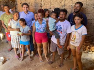 Prefeito Bruno Silva anuncia doação de mais uma casa para família carente