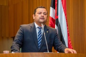 Vinicius Louro reforça convite para Audiência Pública sobre fechamento dos TRTs de Pedreiras, Timon e Açailândia