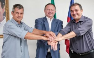 Mais dois prefeitos do PDT declaram apoio a Brandão