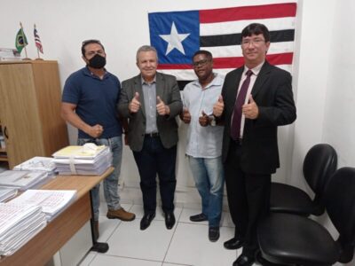 Jornalista Junior Araujo reúne-se com agente penitenciário temporário em Audiência de Conciliação