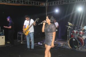 Com shows e queima de fogos, a prefeita Fabiana Mendes realiza festa de Réveillon em Presidente Vargas