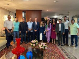 Iracema Vale e comitiva de deputados recebem Ricardo Cappelli na Assembleia