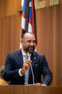 Veja Agora: Marcus Brandão assumirá a presidência do MDB no MA, anuncia Roberto Costa
