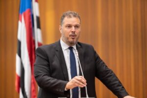 Rodrigo Lago renuncia à vice-presidência da Alema para retomar advocacia