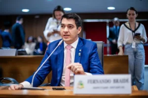 Fernando Braide vota contra criação de novos cargos pelo Governo do Estado