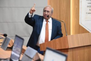 Chaguinhas destaca importância de reuniões semanais com vereadores e de inovação na Câmara