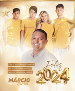 Márcio hominho deseja um feliz Ano Novo a todos os Bacuriense.
