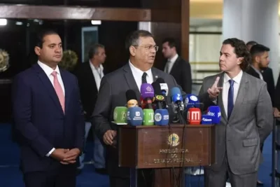 Ministro Flávio Dino busca apoio diversificado no Senado para sua indicação ao Supremo